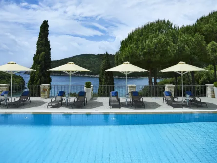 Agios nikolaos hotel 1