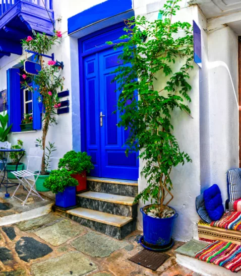 Shutterstock SKOPELOS CAFES