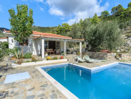 Aegean_Alonissos_Villa_Tassoula_1