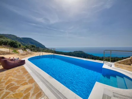 Villa aperanto blue 2