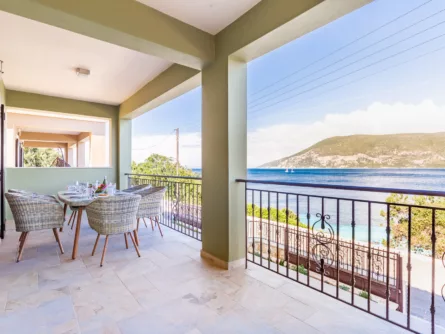Ionian_Kefalonia_Fiskardo_Waterfront_Villa_Stella_4