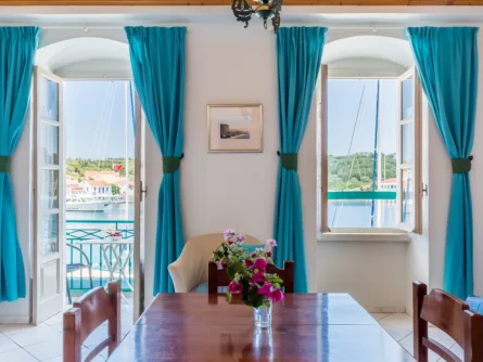 Waterfront apartments 5